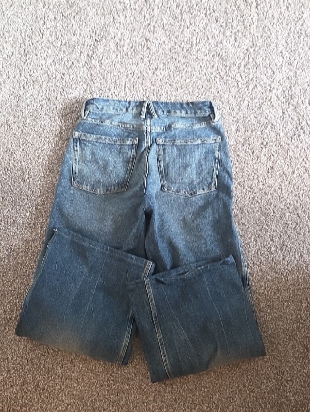 Good American Blue Denim Jeans with Label Detail 28 Inch Inseam - Picture 4 of 5